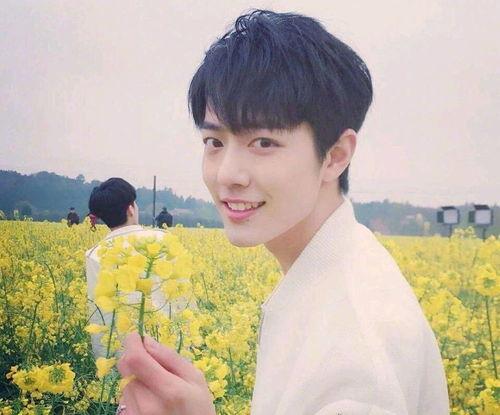 郭彦均女友爆料视频,揭秘明星背后的情感纠葛 第2张 郭彦均女友爆料视频,揭秘明星背后的情感纠葛 第2张